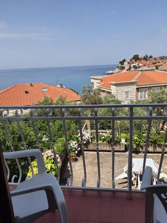 Apartments Andjus Sveti Stefan Ngoại thất bức ảnh
