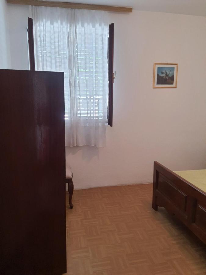 Apartments Andjus Sveti Stefan Ngoại thất bức ảnh