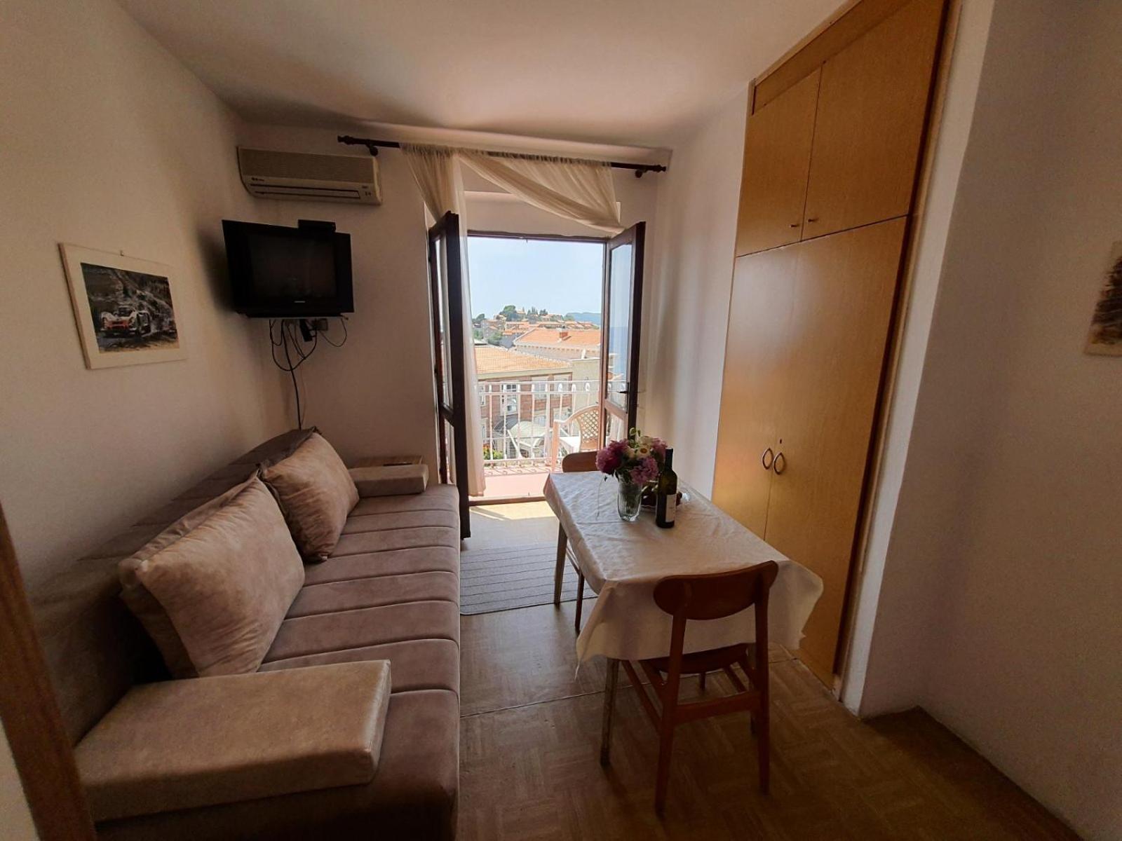 Apartments Andjus Sveti Stefan Ngoại thất bức ảnh