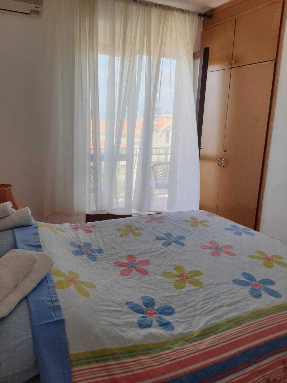 Apartments Andjus Sveti Stefan Ngoại thất bức ảnh
