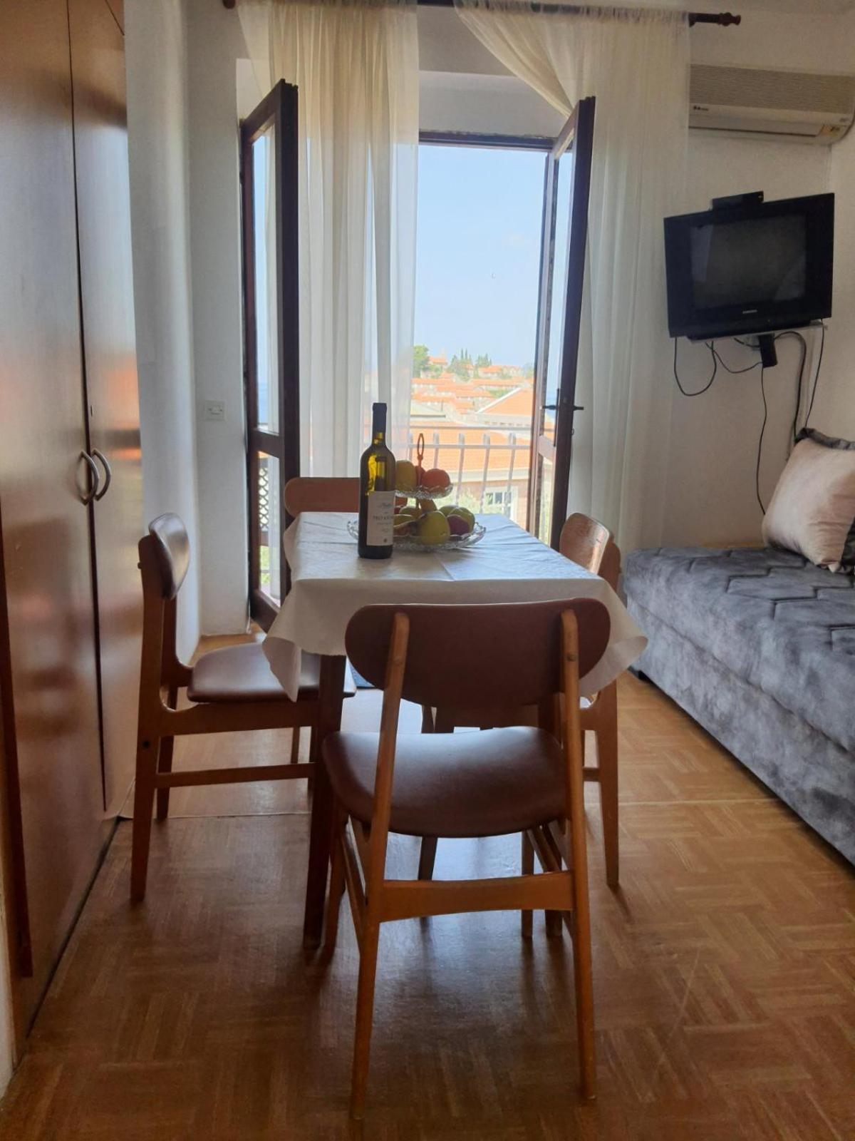 Apartments Andjus Sveti Stefan Ngoại thất bức ảnh