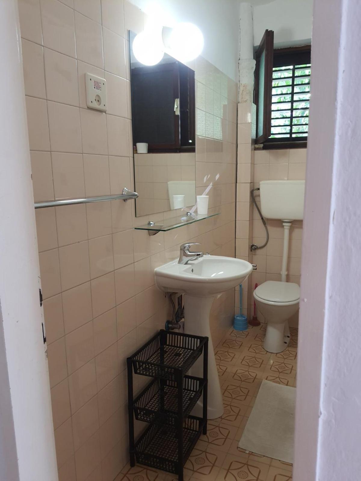 Apartments Andjus Sveti Stefan Ngoại thất bức ảnh