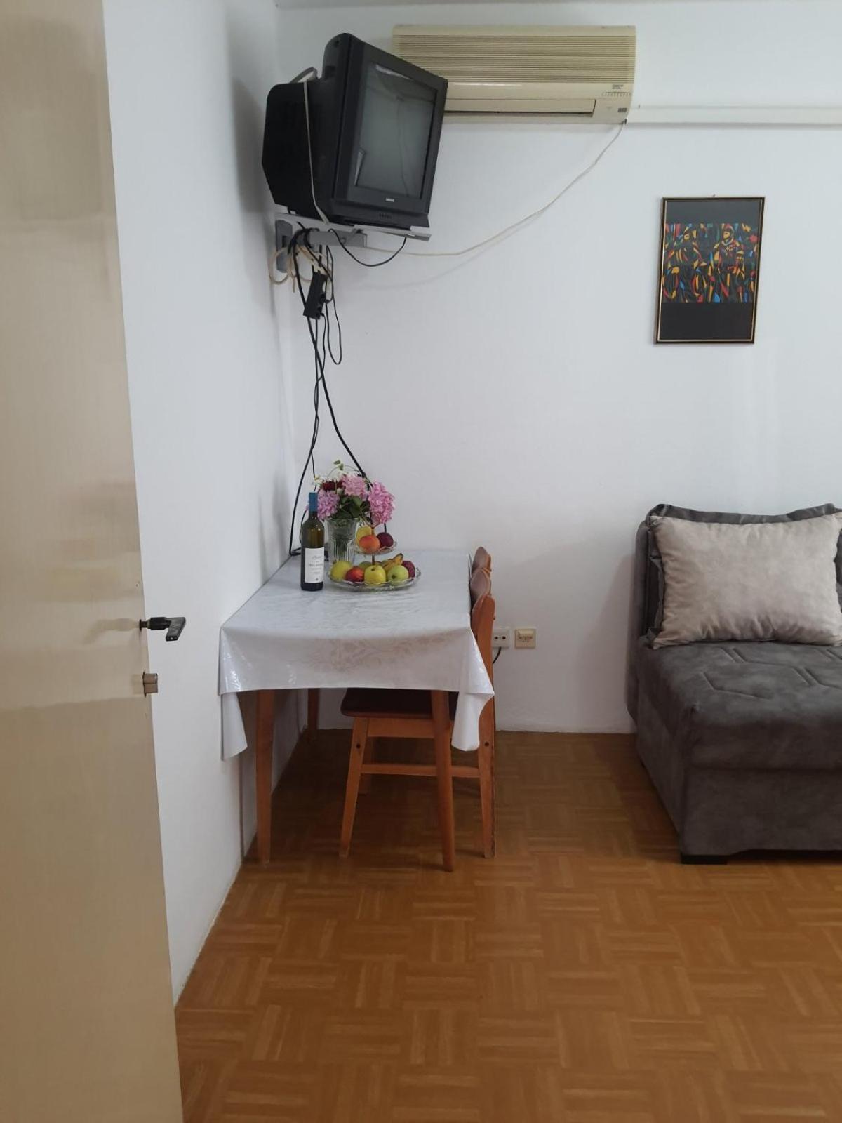 Apartments Andjus Sveti Stefan Ngoại thất bức ảnh